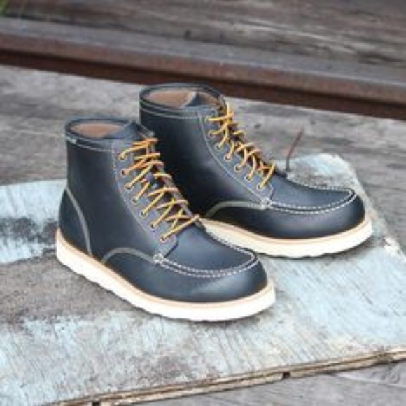 black eastland boots